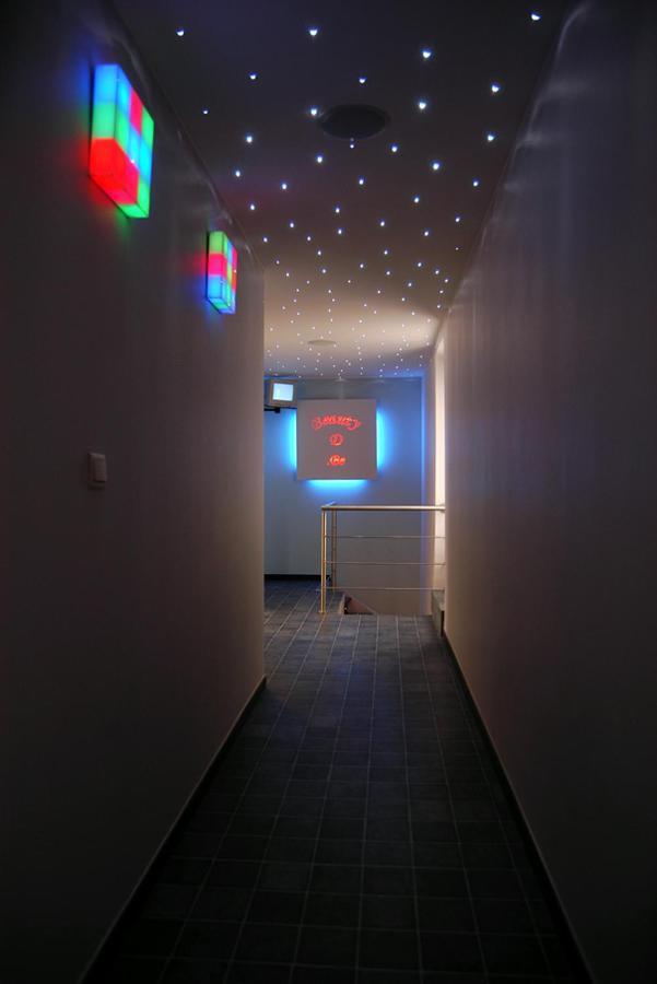 Beautyd Grey Room Centrum Gullegem Wevelgem Eksteriør billede