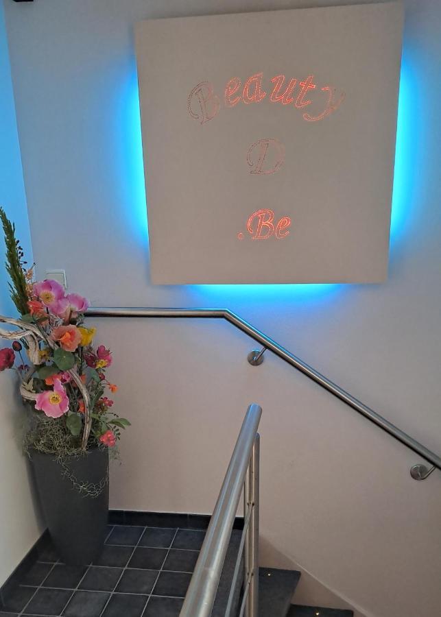 Beautyd Grey Room Centrum Gullegem Wevelgem Eksteriør billede
